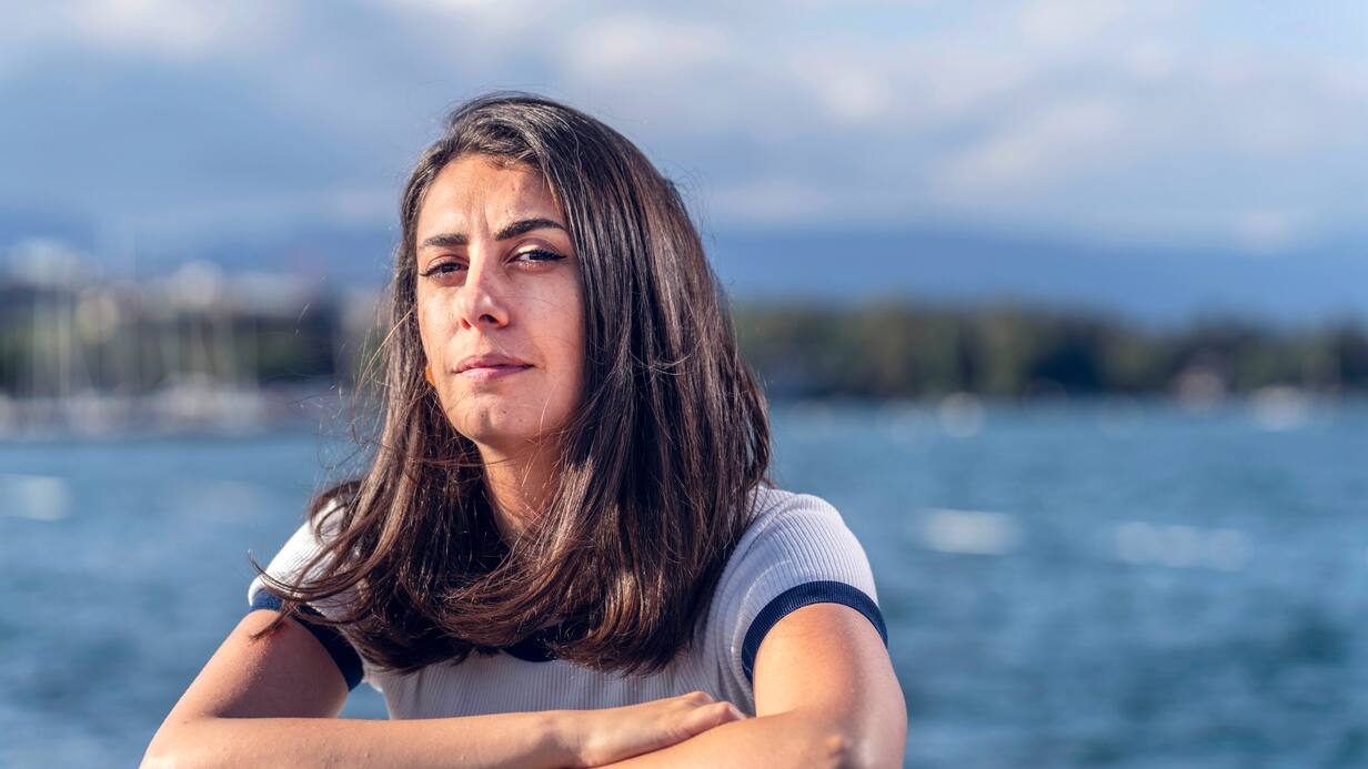 Shiva, Iranienne habitant en Suisse, témoignant sur la révolte iranienne