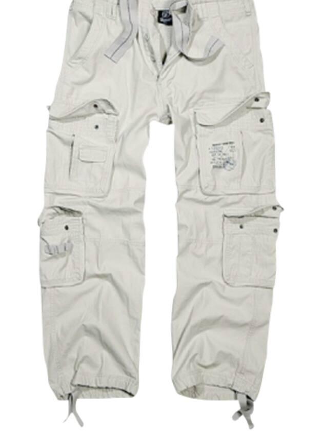 Le pantalon cargo.
