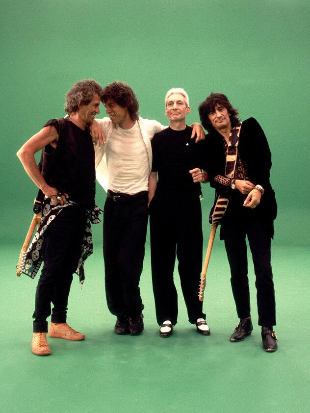 Promotional portrait of British musicians The Rolling Stones, from left, Keith Richards, Mick Jagger, Charlie Watts, and Ron Wood, in support of the band's 'Voodoo Lounge' tour, late 1994. (Photo by Paul Natkin/Getty Images) HD GETTYÂ 
