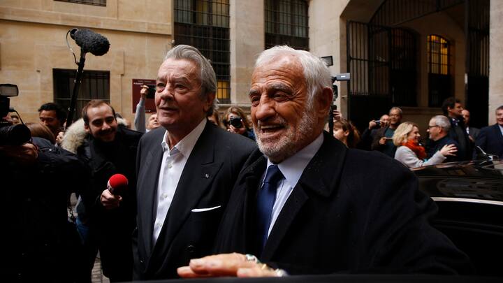 213478 Jeanne Galisson/Starface 2016-11-15 Paris France Remise du prix Quai des OrfÃ¨vres. Delon, Alain; Belmondo, Jean-Paul