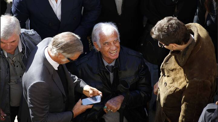 Paris, France le 05 octobre 2018 - Jean Paul Belmondo - National tribute to Charles Aznavour during a ceremony in the courtyard of the Hotel des Invalides PUBLICATIONxINxGERxSUIxAUTxONLY Copyright: xLucxNoboutx