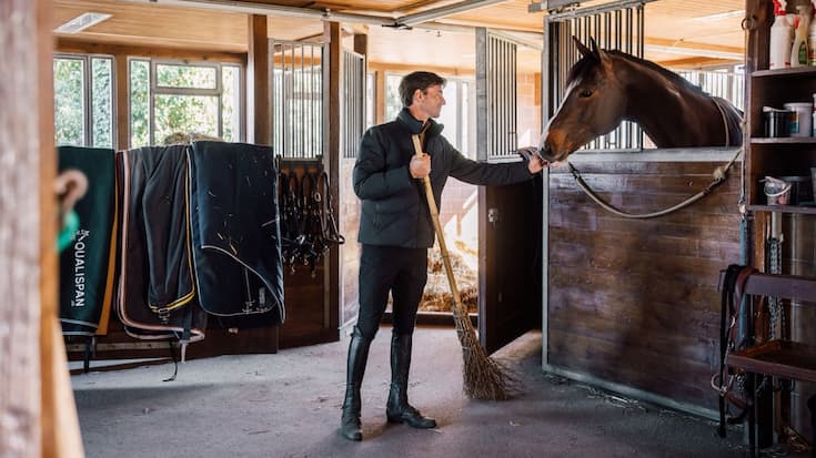 Steve Guerdat en compagnie de Dynamix de Belheme, un selle français
