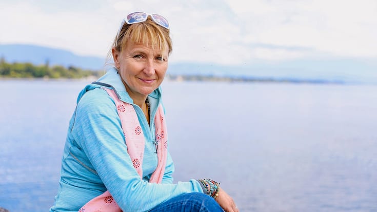 Portrait de l'alpiniste Sophie Lavaud, la genevoise vient se ressourcer au bord du Lac Léman entre deux expéditions