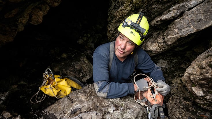 Le guide de spéléologie Laurent Hyvert