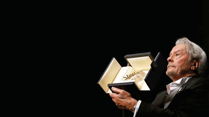 Alain Delon a ému le festival lors de la cérémonie de remise de sa Palme d’or d’honneur