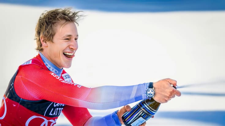 Le 13 janvier 2024, Marco Odermatt remporte remporte la descente du Lauberhorn