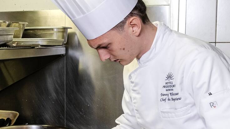 Danny Khezzar, finaliste de l'émission Top Chef et chef du Bayview à Genève