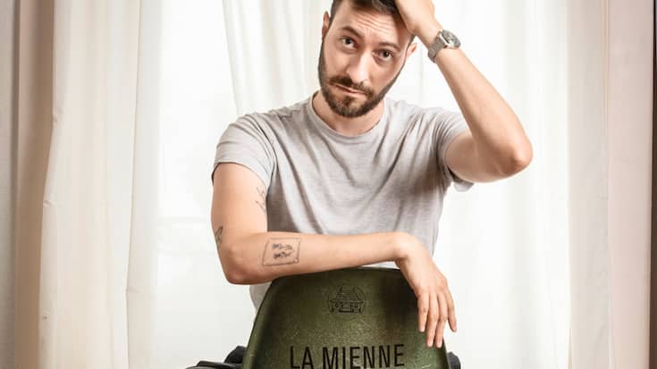 L'humoriste Blaise Bersinger chez lui à Lausanne.