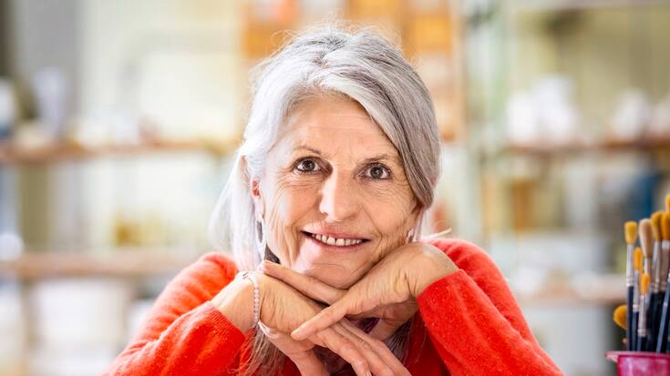 Doris Grivel, animatrice de l'atelier poterie du mois de février 2024