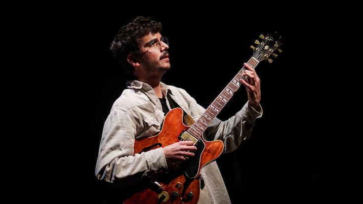 «Our Folklore», titre du troisième album de Louis Matute, fait référence aux liens qui se tissent entre les musiciens lors du processus de création.</p>
