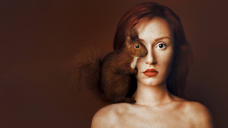 Flora Borsi, autoportrait de la série Animeyed.