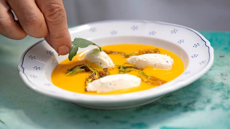 Marie Robert rencontre le chef Pietro Leemann.