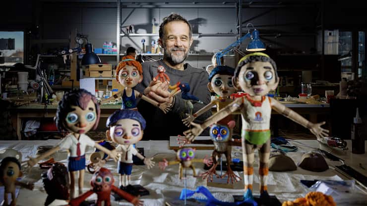 Claude Barras et les marionnettes de son nouveau film "Sauvages!"