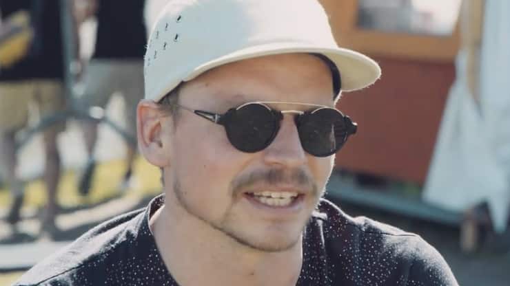 file70r3r78cb2h2n2s9jf4