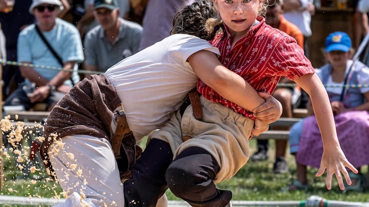 Lutte suisse féminine à Romanel-­sur-Lausanne