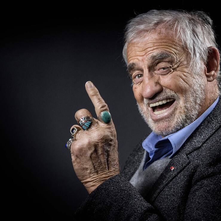 (FILES) In this file photo taken on December 5, 2016 French actor Jean-Paul Belmondo poses during a photo session in Boulogne-Billancourt, outside Paris. - French actor Jean-Paul Belmondo has died, it was announced on September 6, 2021. (Photo by JOEL SAGET / AFP)