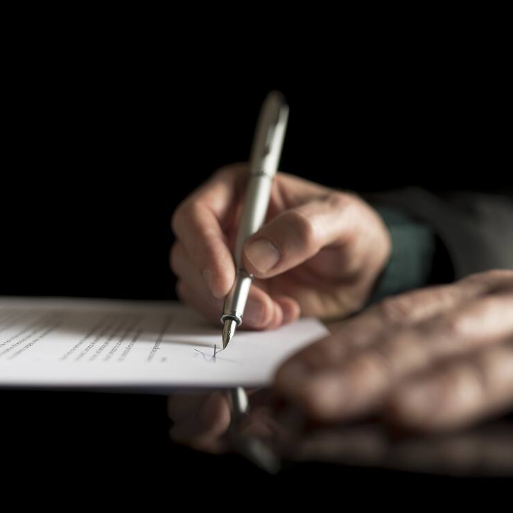 écrire son testament olographe à la main
