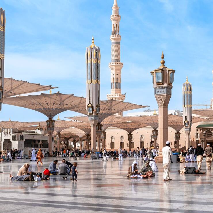 esplanade de la mosquée du Prophète à Médine