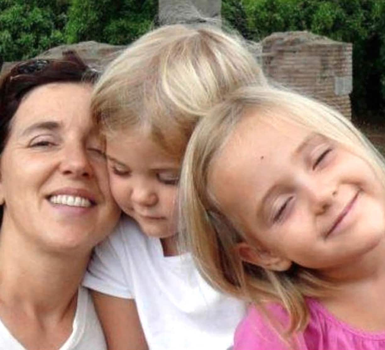 Irina et ses filles Alessia et Livia au temps du bonheur.