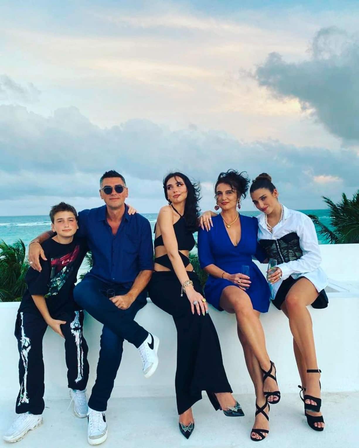 Famille de Dua Lipa