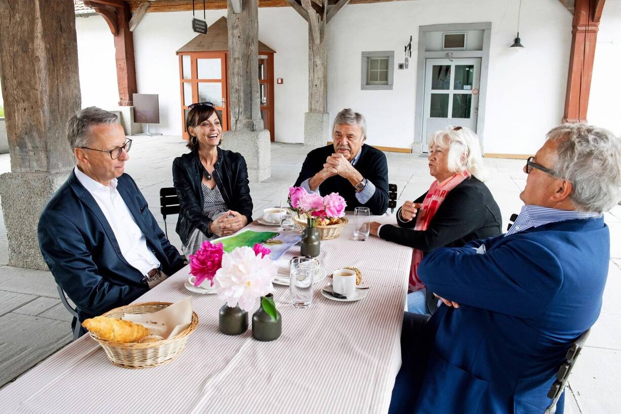 Au café du coin