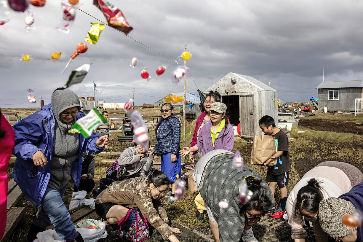 Fête traditionnelle pour cette communauté de l'Alaska