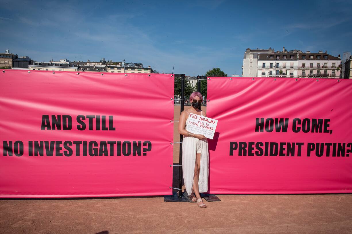 15.06.2021;Geneva; Switzerland Summit; Biden-Putin Talks ; Russian Demonstrators against Vladimir Putin takes part in a demonstration for prisoned Alexei Navalny, in Geneva Tuesday 15th JunePhoto Jean-Guy Python FOTO: DUKAS/JEAN-GUY PYTHON