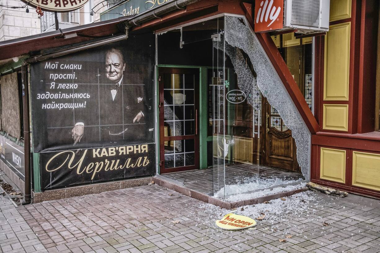 Le café Churchill, à Kherson, détruit