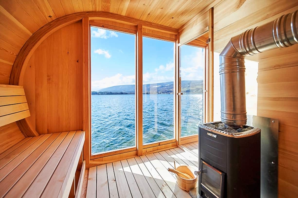 Le sauna flottant à Cerlier