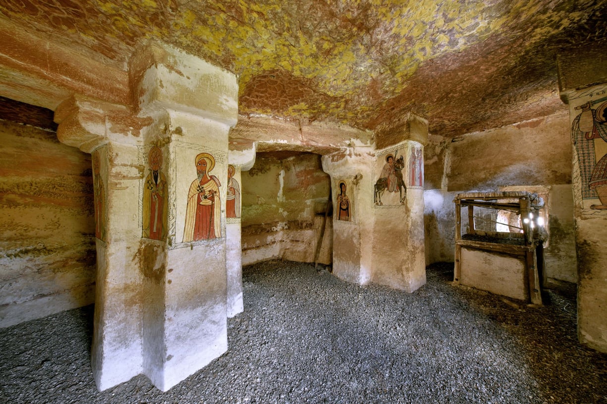 l’intérieur de l’église Maryam Dengelat