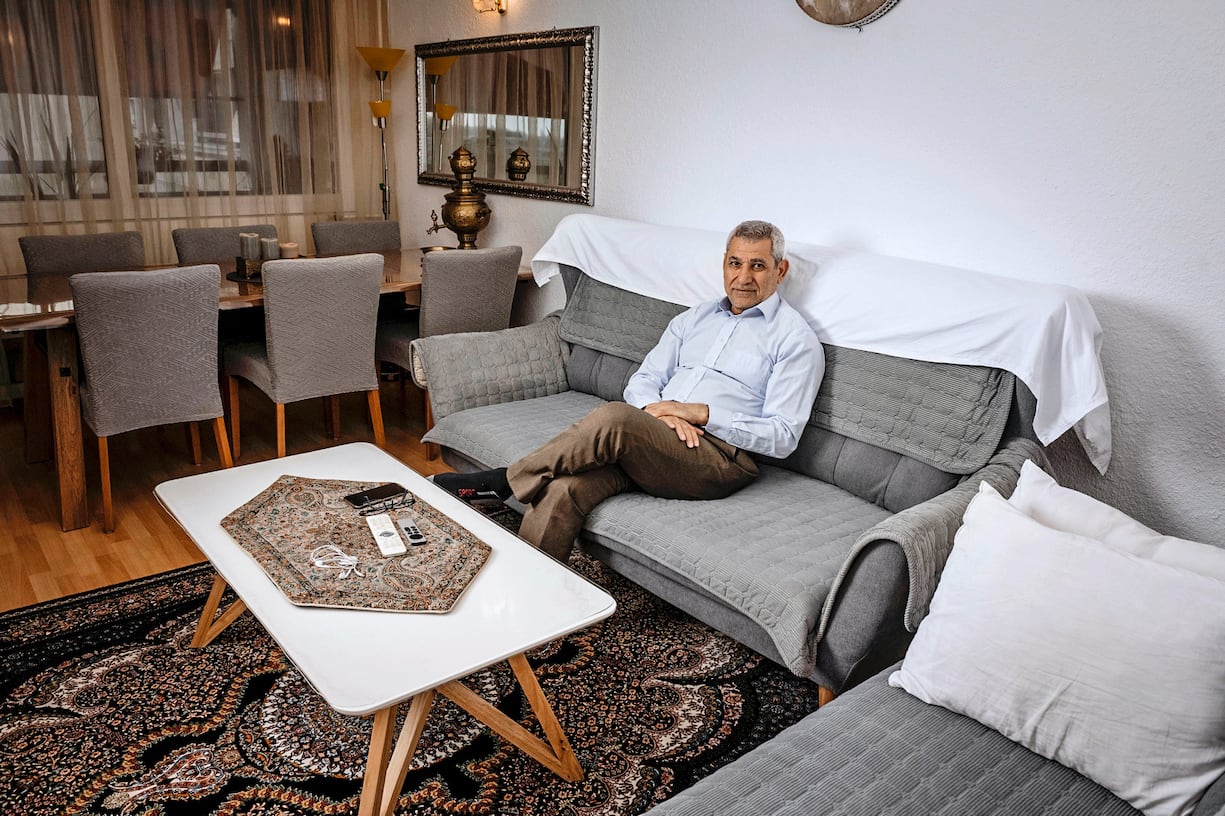 Habitants du quartier de la Bourdonnette. Ici Rahim Mohammadi, 59 ans