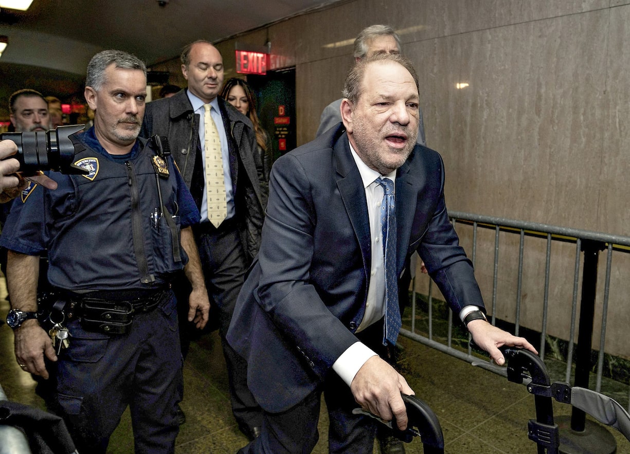 Harvey Weinstein à la sortie de son procès