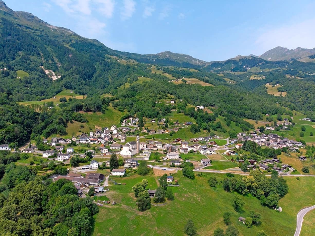 Le village de Leontica, candidat au Village suisse de l'année 2023