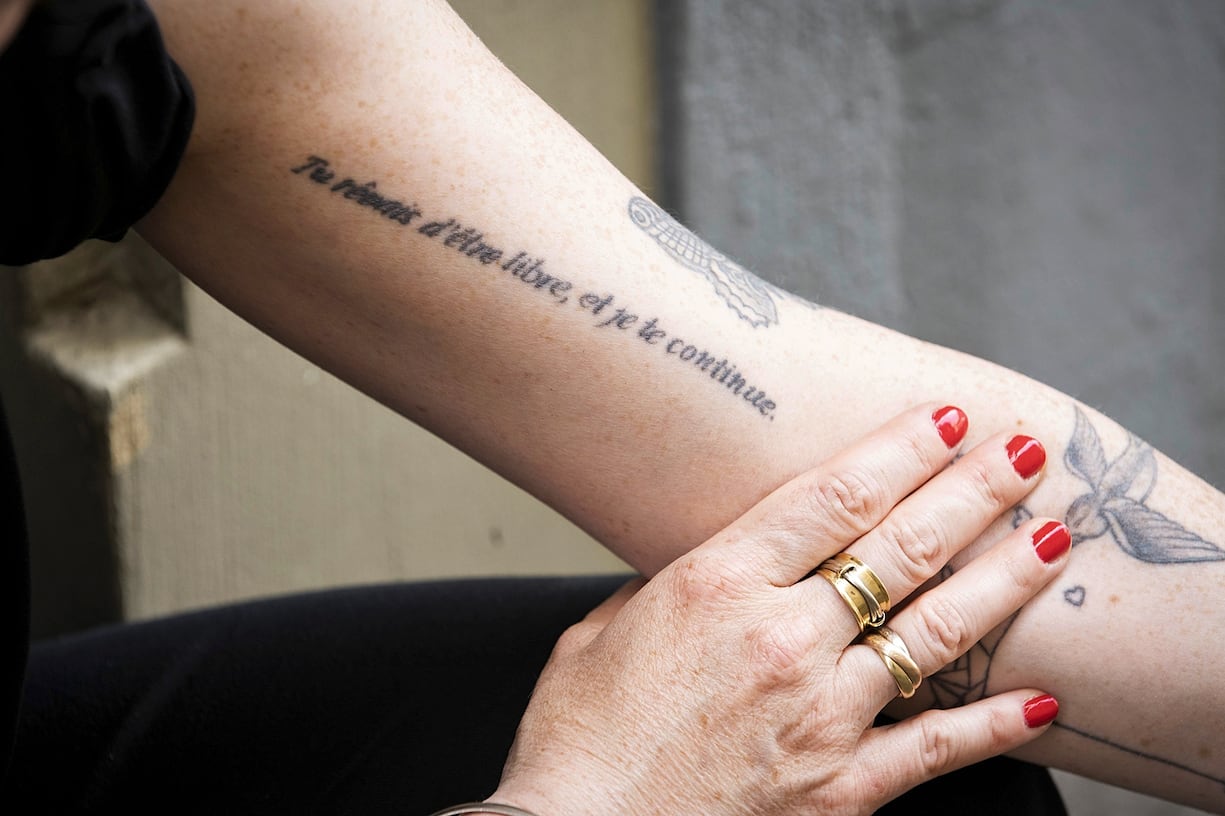 Tatouage de Chloé Verlhac en hommage à son mari Tignous