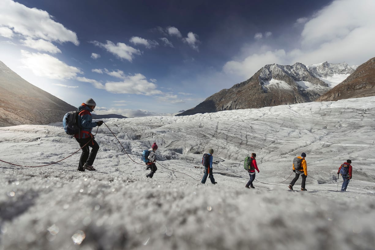 Gletschertour auf dem Grossen Aletschgletscher in der Aletsch Arena