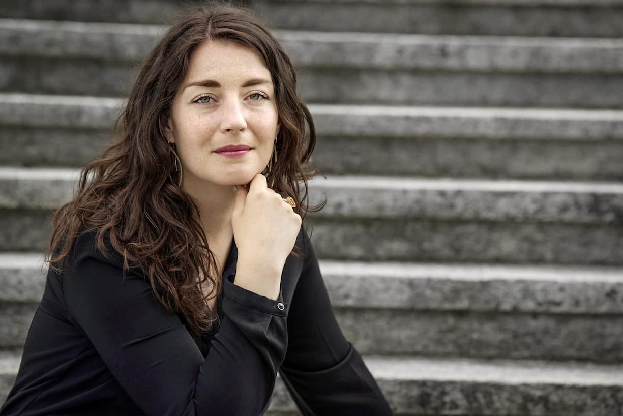 Léonore Porchet, conseillère nationale, dévoile son salaire à "L'illustré".