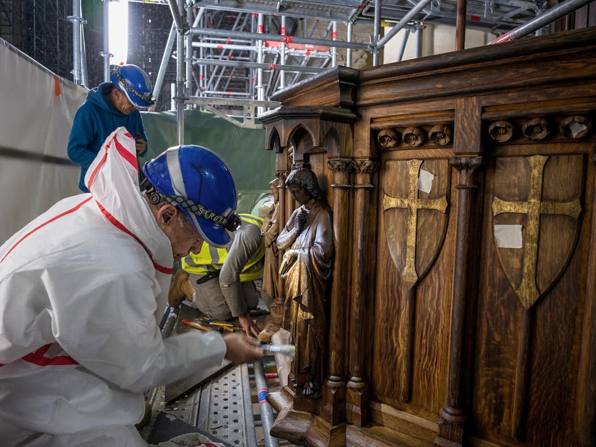 Chantier de Notre-Dame de Paris: restauration du mobilier