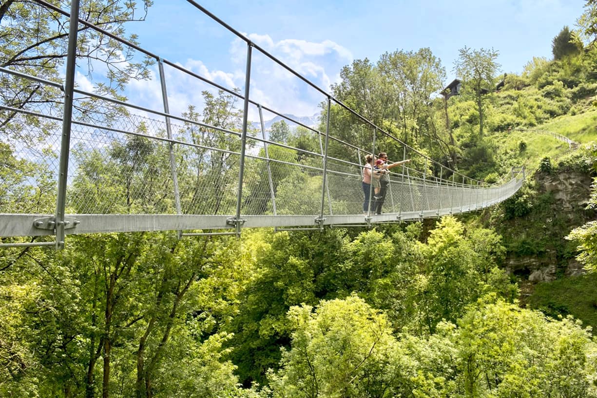 Passerelle des gorges de la Vièze.
