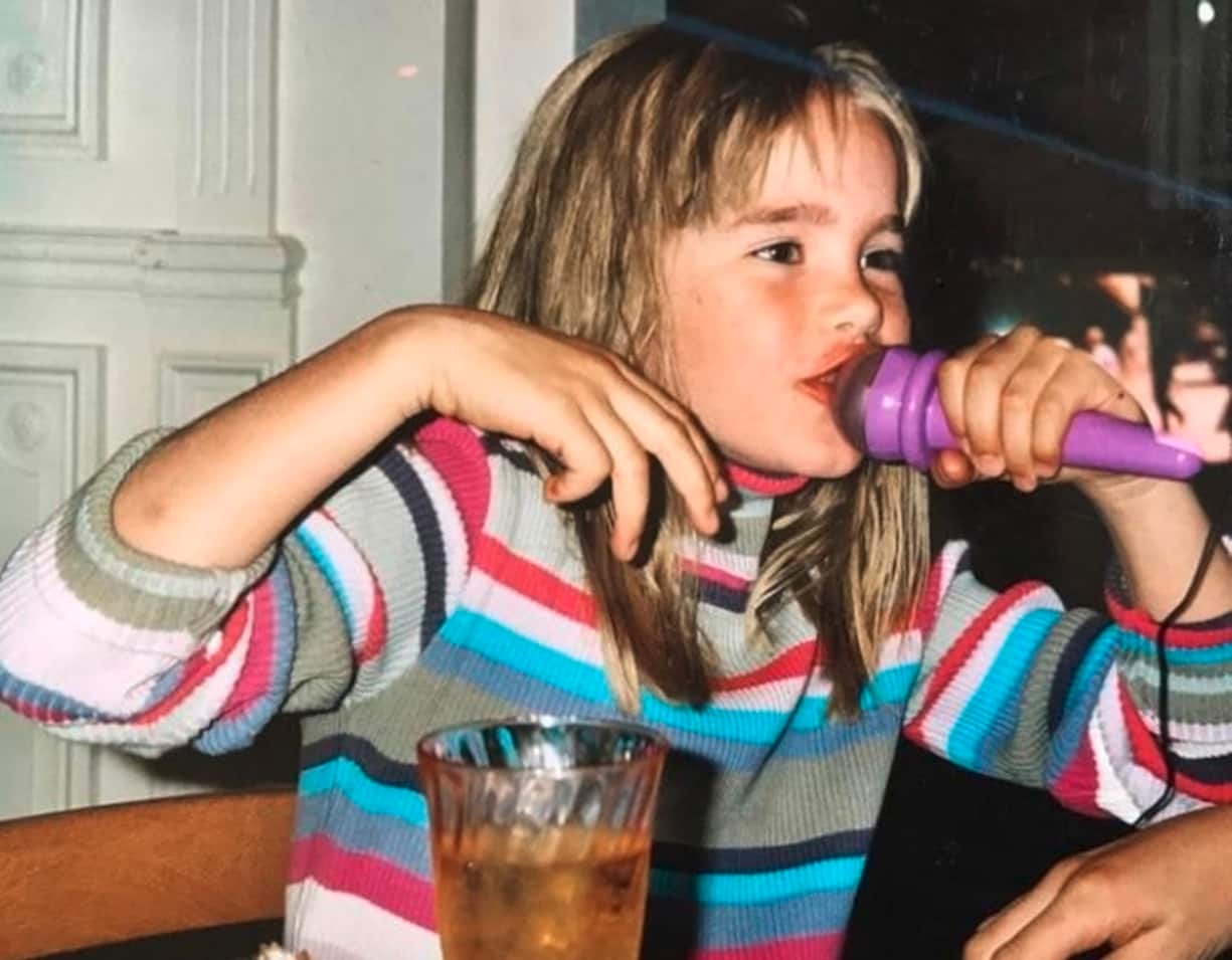 La chanteuse romande Stéphane petite fille