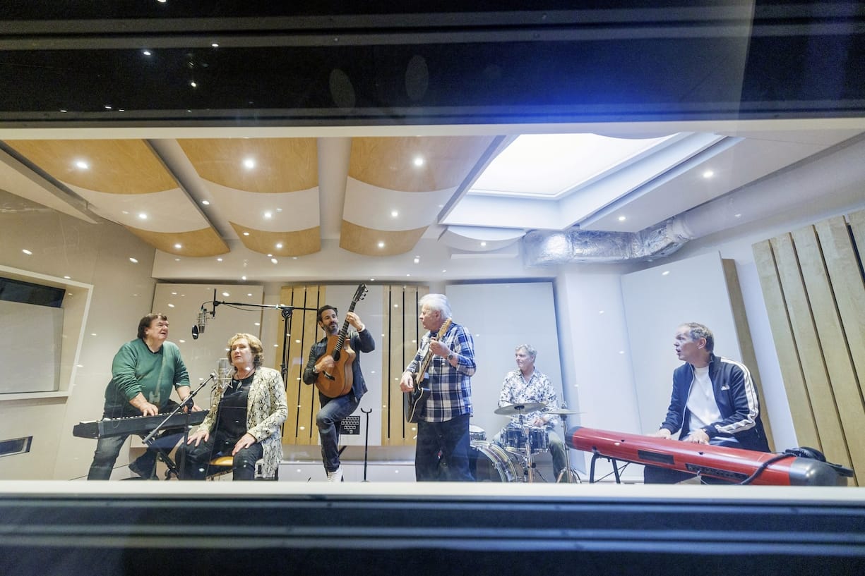 La répétition d’Alain Morisod et de ses Sweet People u Kitchen Studio des Eaux-Vives à Genève