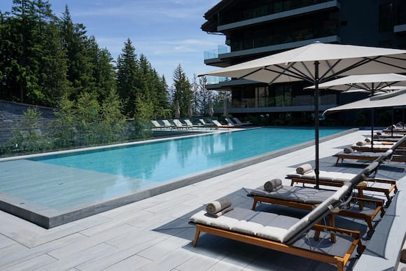 IL17_CONCOURS_Six Senses Crans-Montana Ora x Club Alpin.jpg