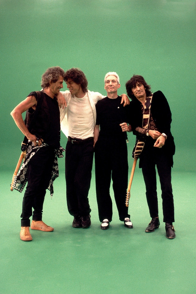 Promotional portrait of British musicians The Rolling Stones, from left, Keith Richards, Mick Jagger, Charlie Watts, and Ron Wood, in support of the band's 'Voodoo Lounge' tour, late 1994. (Photo by Paul Natkin/Getty Images) HD GETTYÂ 