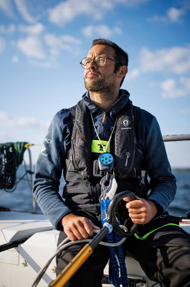 Cyril Coulot à la barre de son Mini