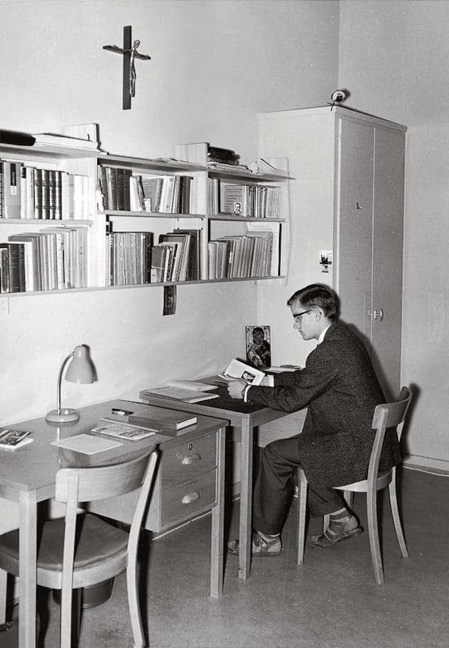 Jean-François Steiert dans sa chambre d'étudiant 