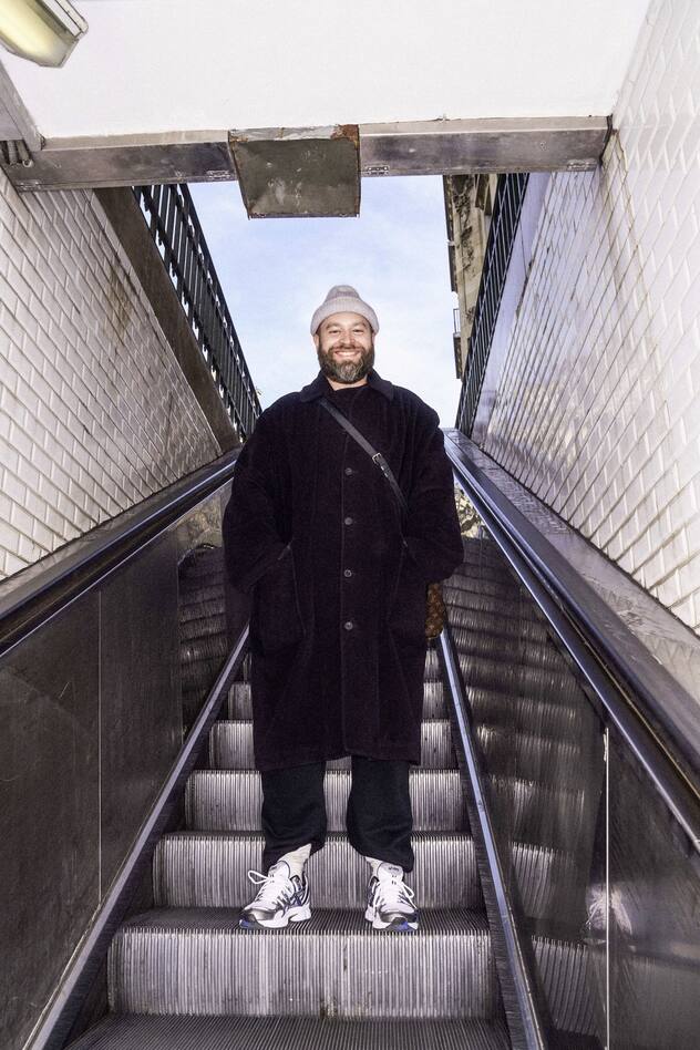 Yann Marguet dans le métro parisien