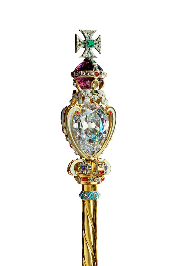 le sceptre avec croix