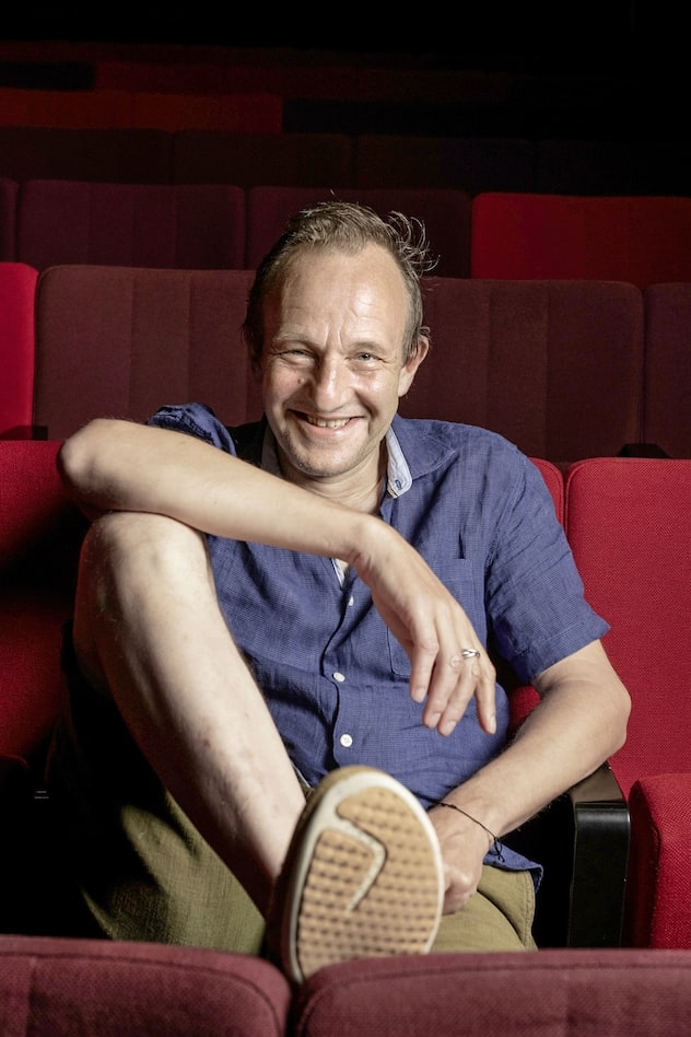 Thierry Romanens, comédien, chanteur, metteur en scène, dévoile son salaire à "L'illustré".