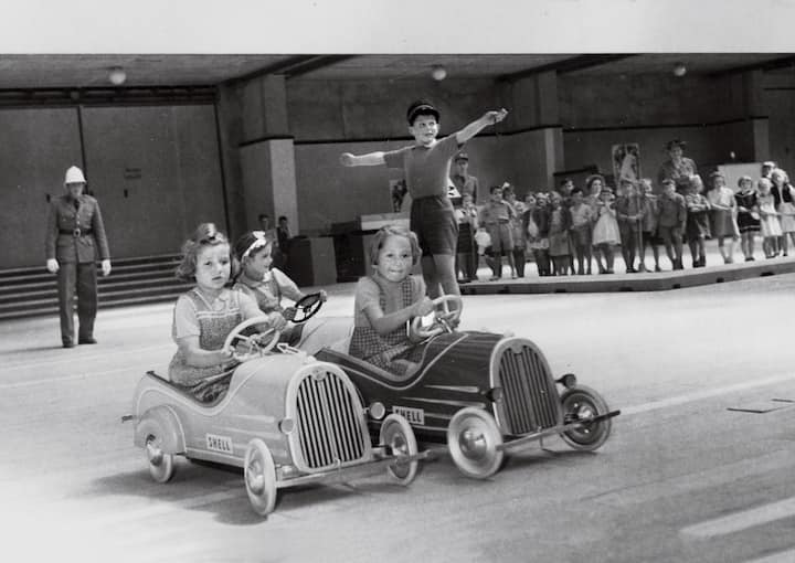 Exercice de prévention routière en 1952