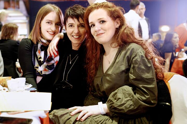 Martigny, le 19 mars 2022, Choucroute de soutien du club de football FC Sion,Camille et Julie Berthollet avec leur Mère Monique , © Sedrik Nemeth