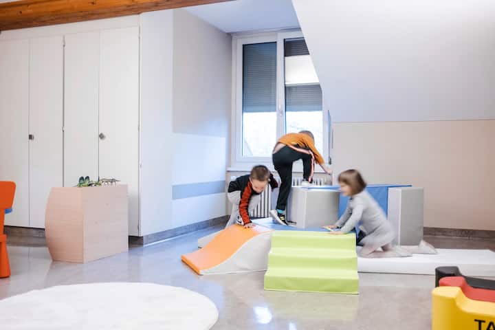 Des enfants ukrainiens accueillis dans des centres et fondations suisses